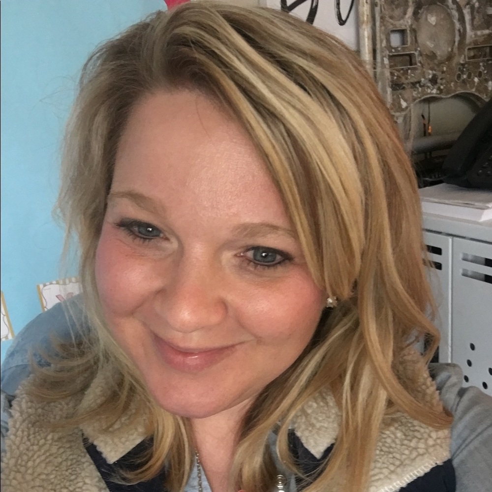 Meet your Posher, Alisa